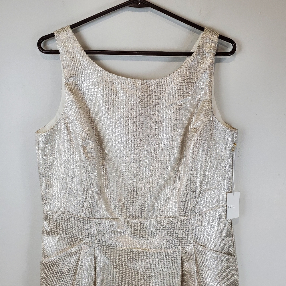 Dalia Pocked Silver Sleeveless Cocktail Dress Size 12 Womens Front pockets NWT - Picture 2 of 15